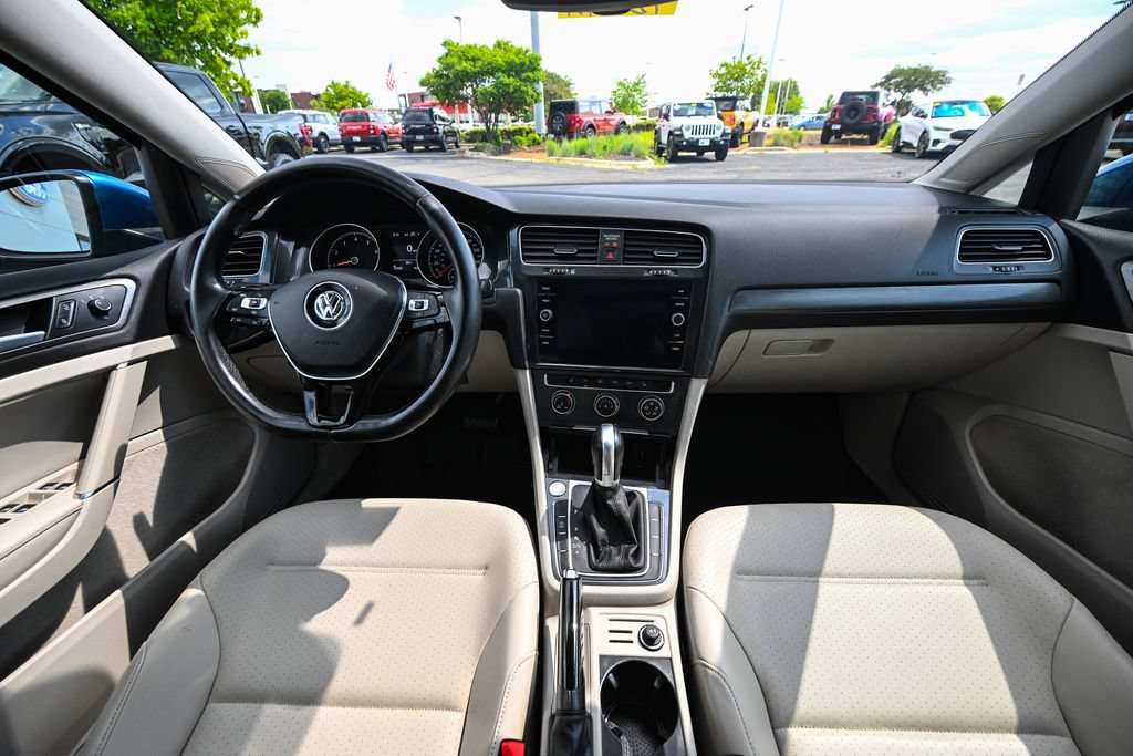 Used 2019 Volkswagen Golf SE FWD image 29