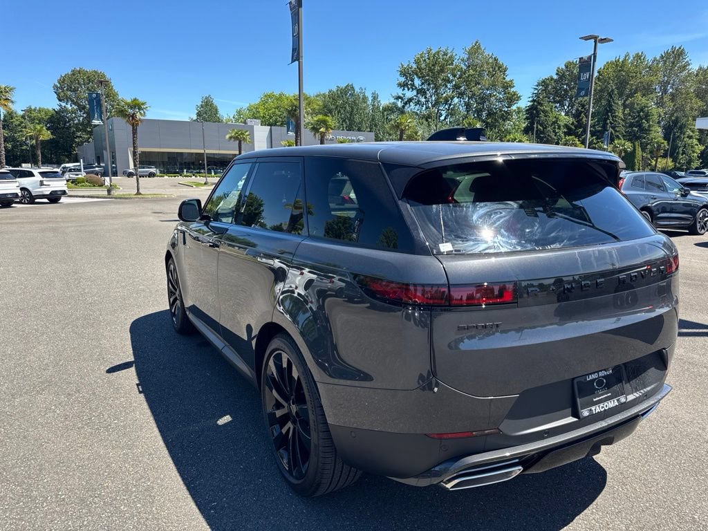 New 2026 Land Rover Range Rover Sport SE AWD/4WD image 3