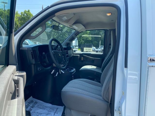 New 2025 Chevrolet Express 3500 w/ Power Convenience Package image 17