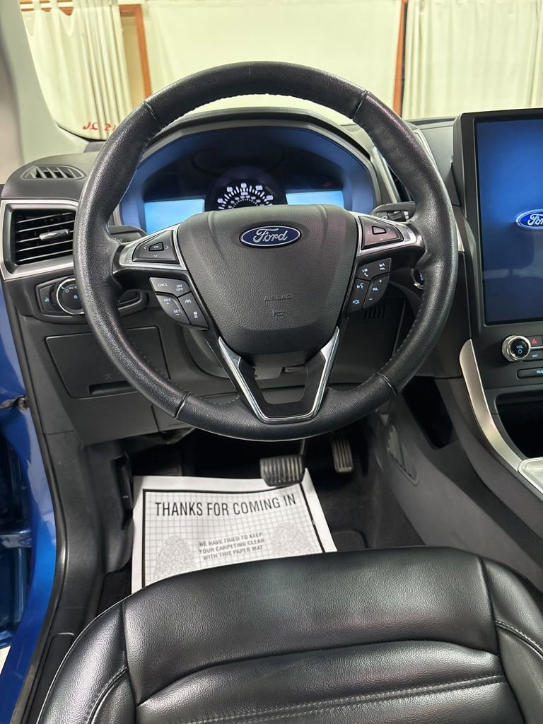 Used 2024 Ford Edge SEL AWD/4WD image 12