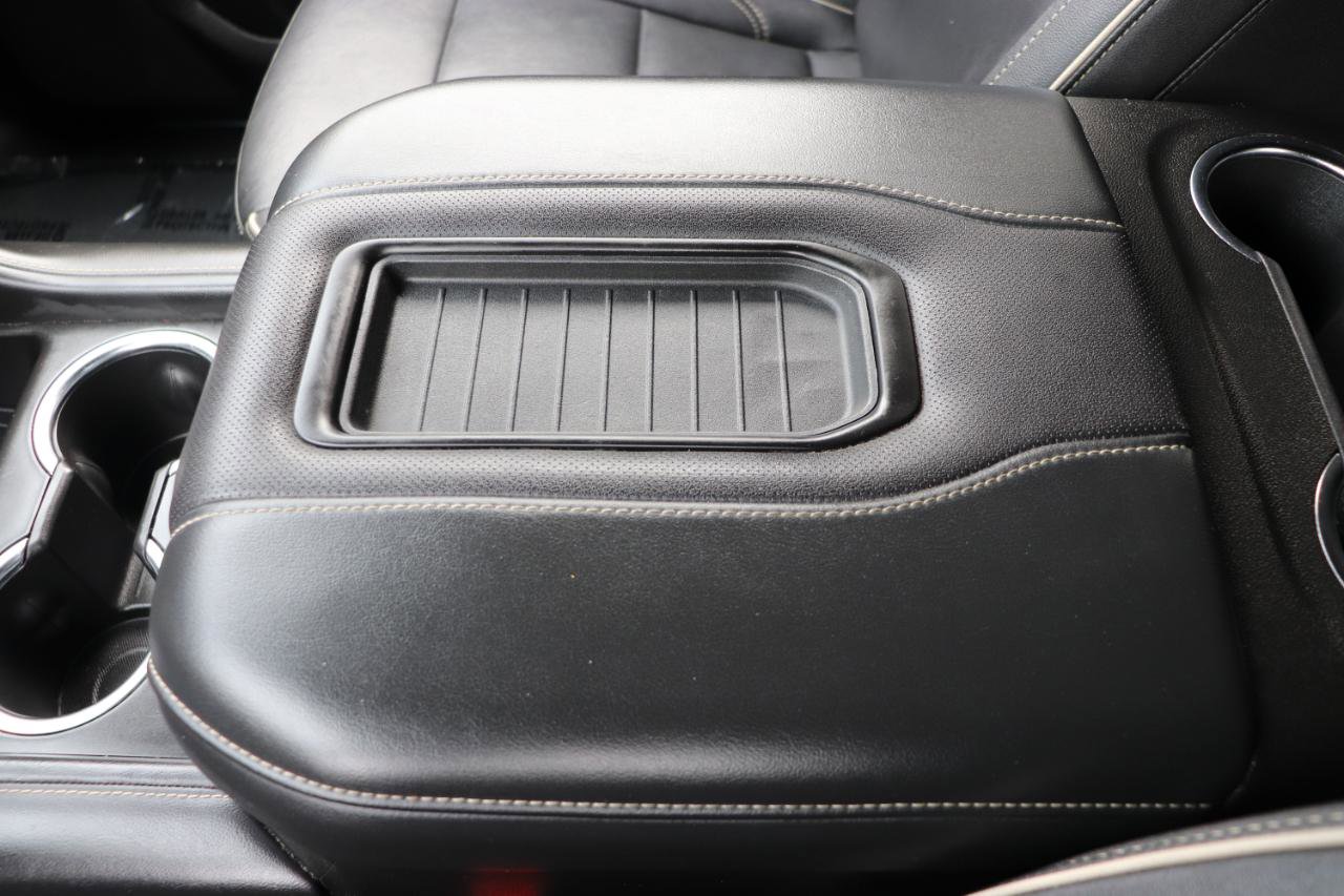 Used 2024 GMC Yukon SLT image 45