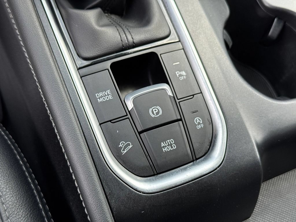 Used 2019 Hyundai Santa Fe Limited AWD/4WD image 24