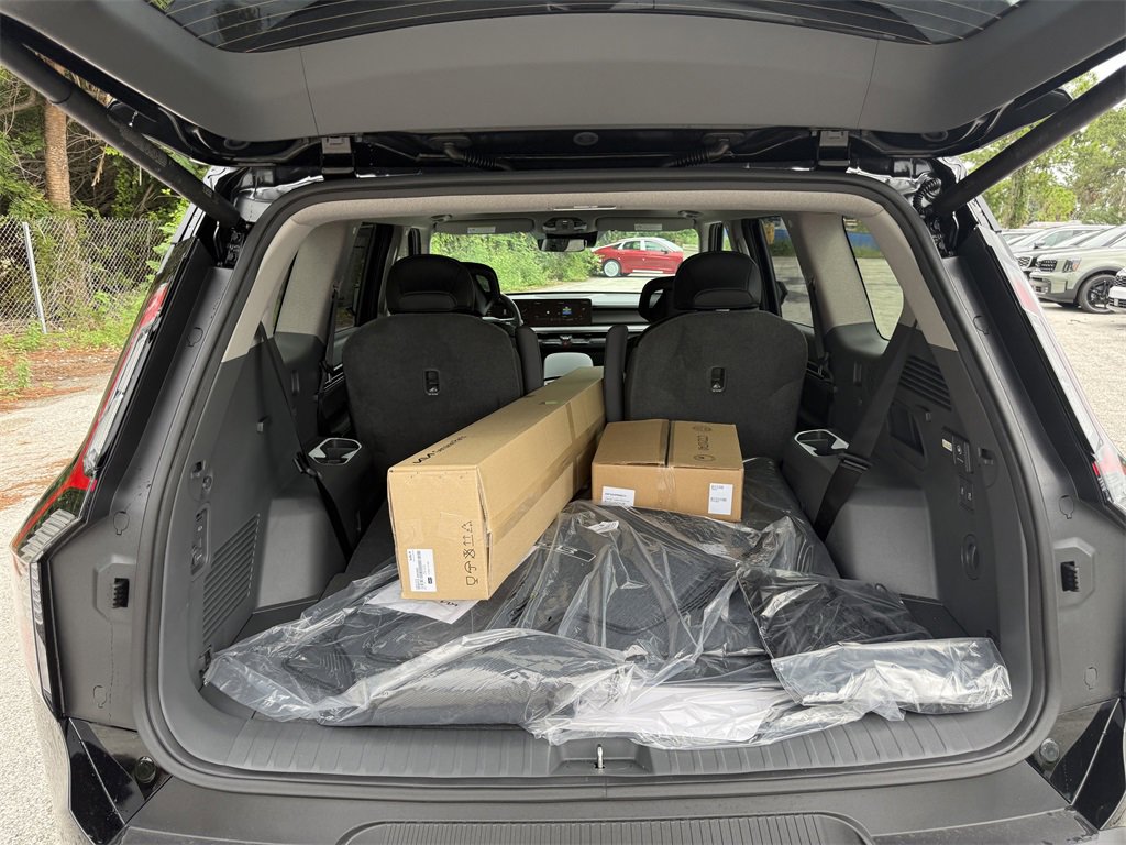 New 2026 Kia EV9 Light image 12