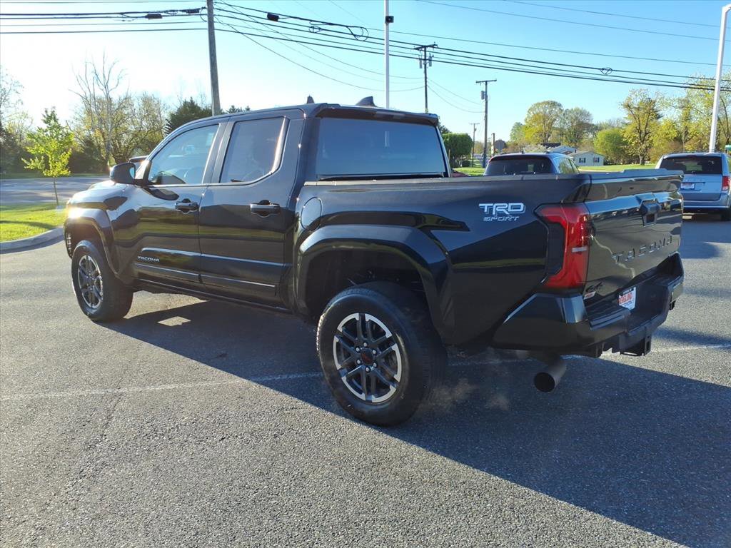 Used 2024 Toyota Tacoma TRD Sport image 12
