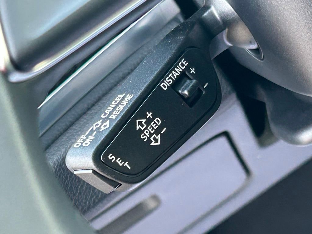 Used 2025 Audi Q3 2.0T Premium w/ Convenience Package image 73