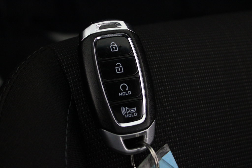 Certified 2023 Hyundai Kona SEL w/ Convenience Package FWD image 32
