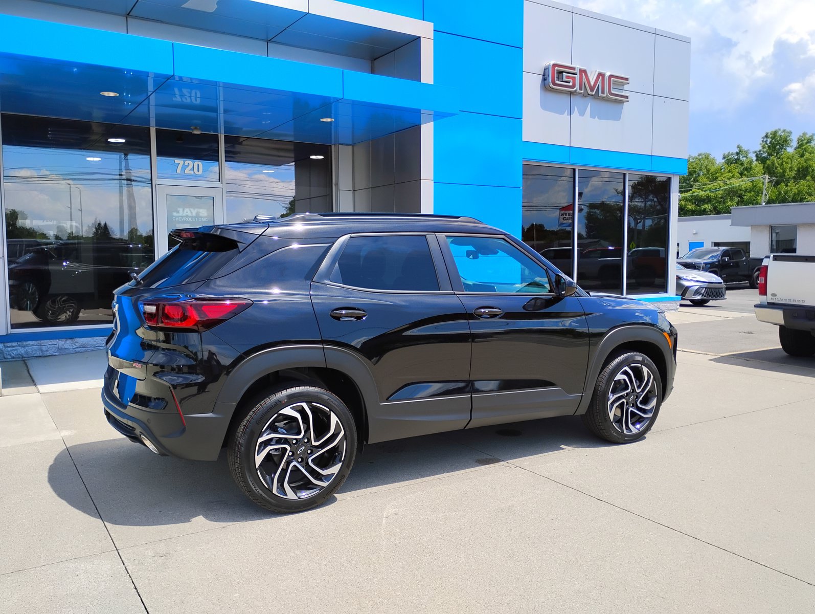 New 2026 Chevrolet TrailBlazer RS w/ Convenience Package AWD/4WD image 6