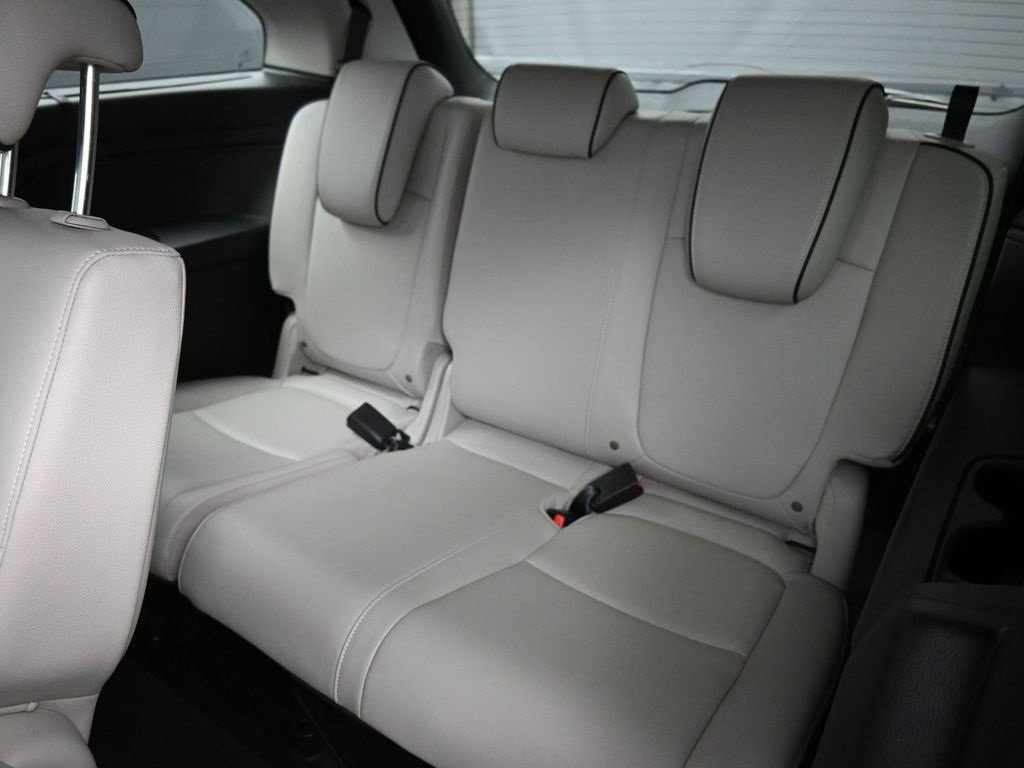 Certified 2025 Honda Odyssey Touring image 21