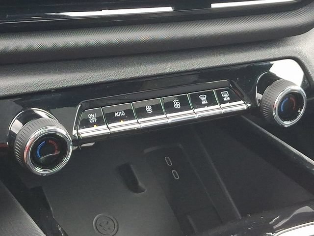 Used 2025 Chevrolet Silverado EV RST AWD/4WD image 15