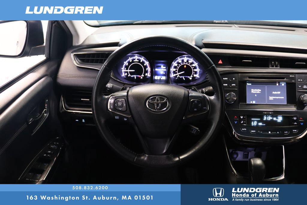 Used 2015 Toyota Avalon XLE FWD image 18