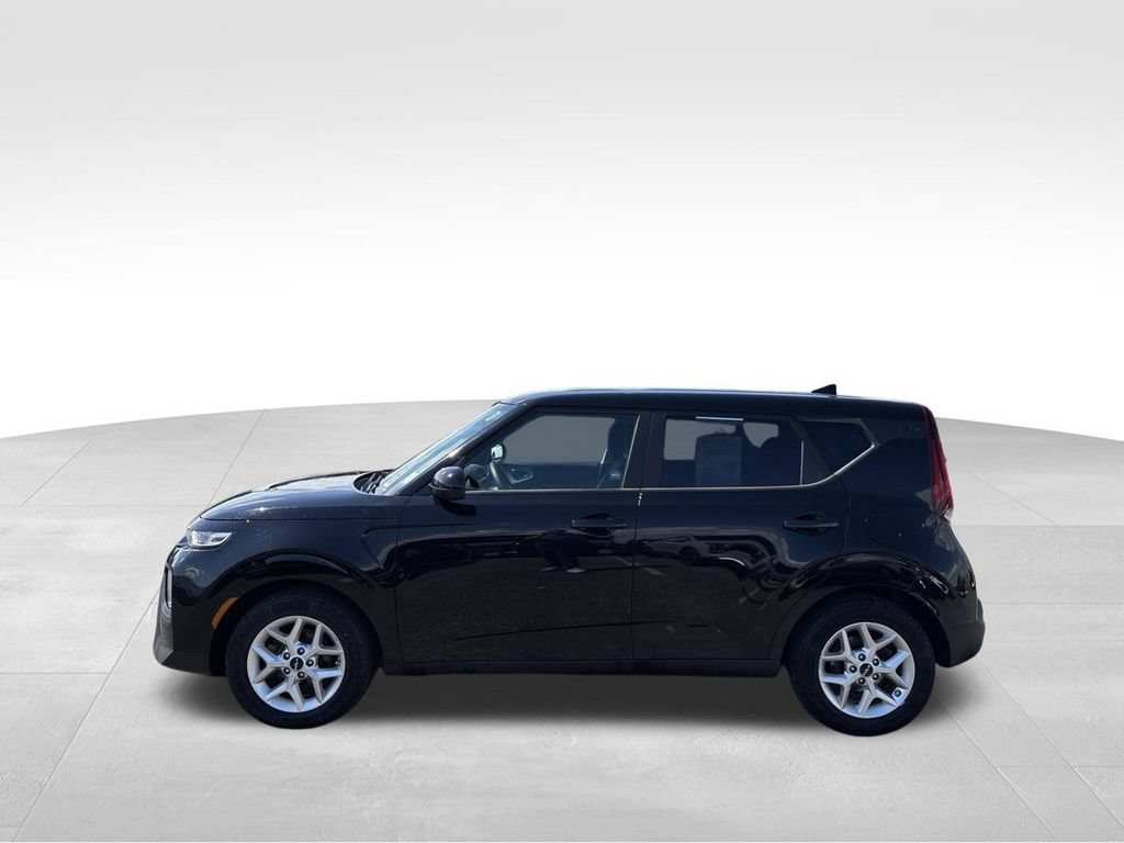 Certified 2022 Kia Soul LX w/ Technology Package FWD image 10