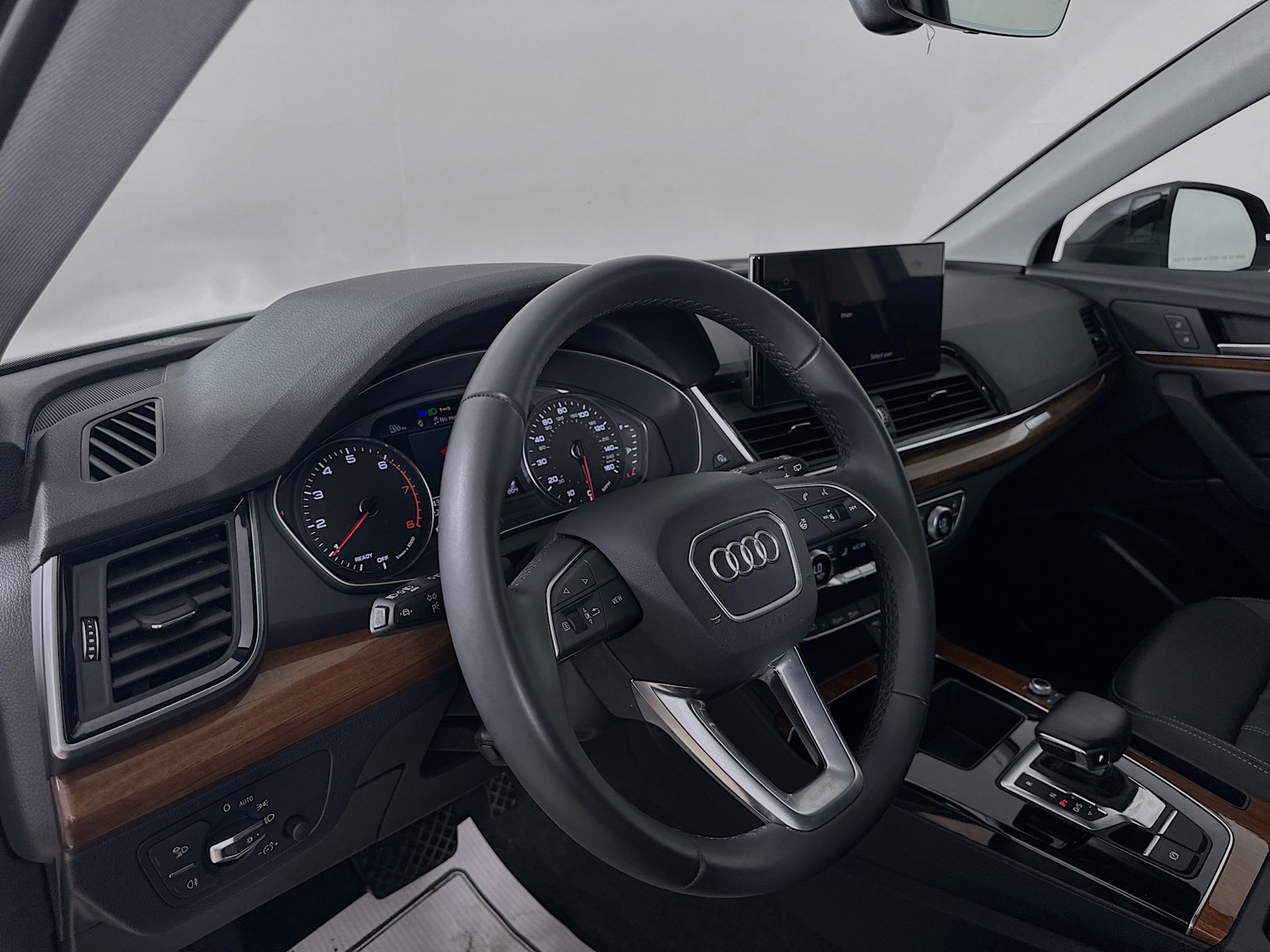 Certified 2023 Audi Q5 2.0T Premium w/ Convenience Package AWD/4WD image 32