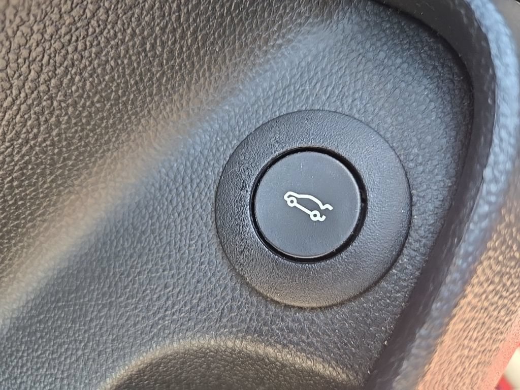 Used 2015 Buick Regal Premium w/ Experience Buick Package FWD image 26