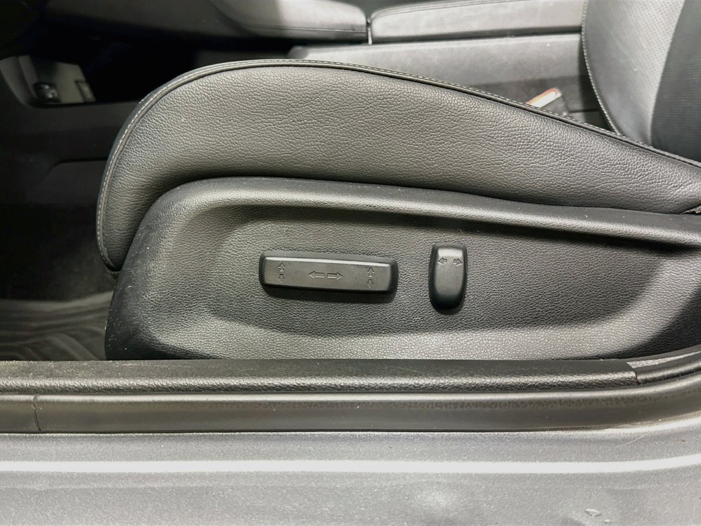 Used 2018 Honda Civic Touring image 23