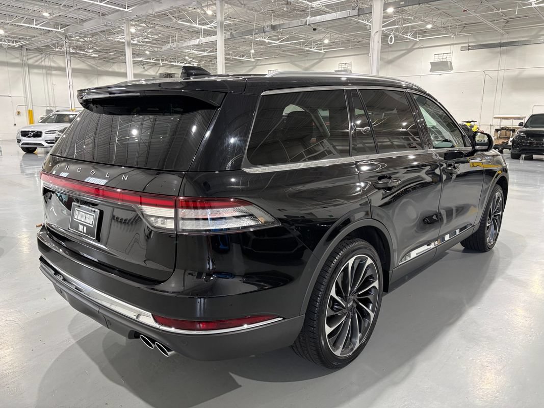 Used 2025 Lincoln Aviator Reserve w/ Illumination Package AWD/4WD image 7