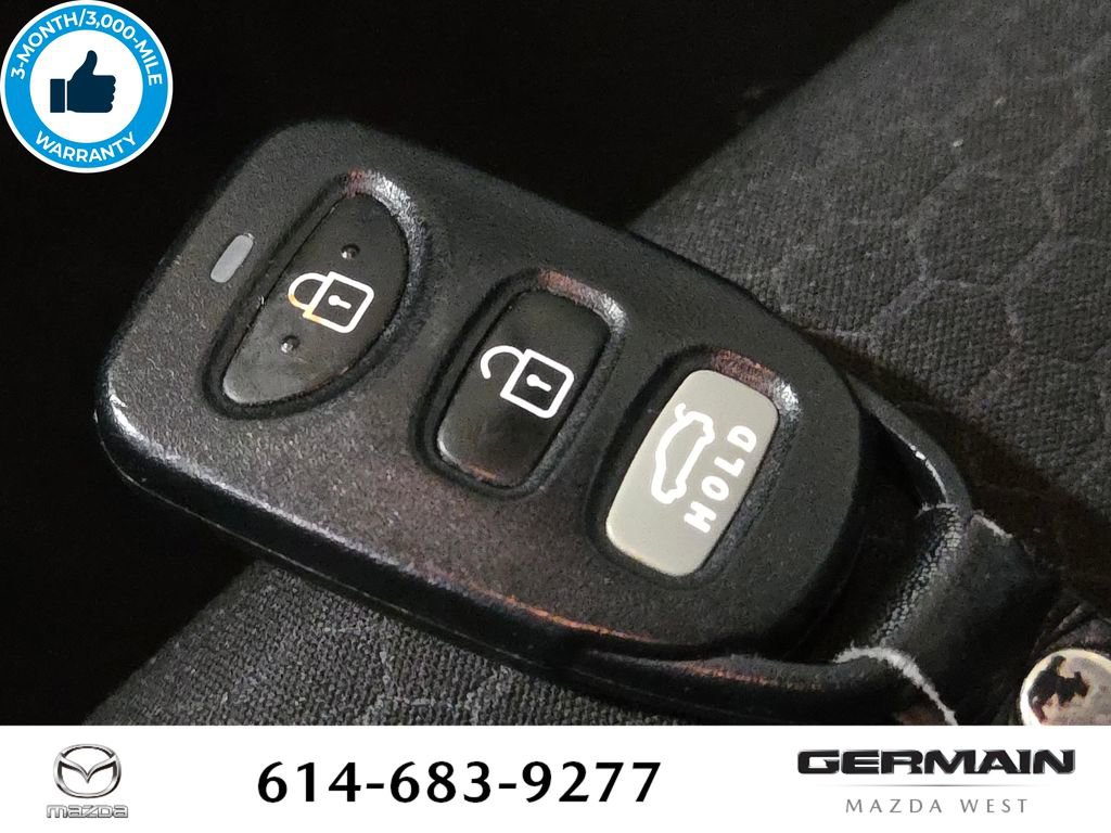 Used 2019 Hyundai Elantra SE w/ Cargo Package FWD image 35