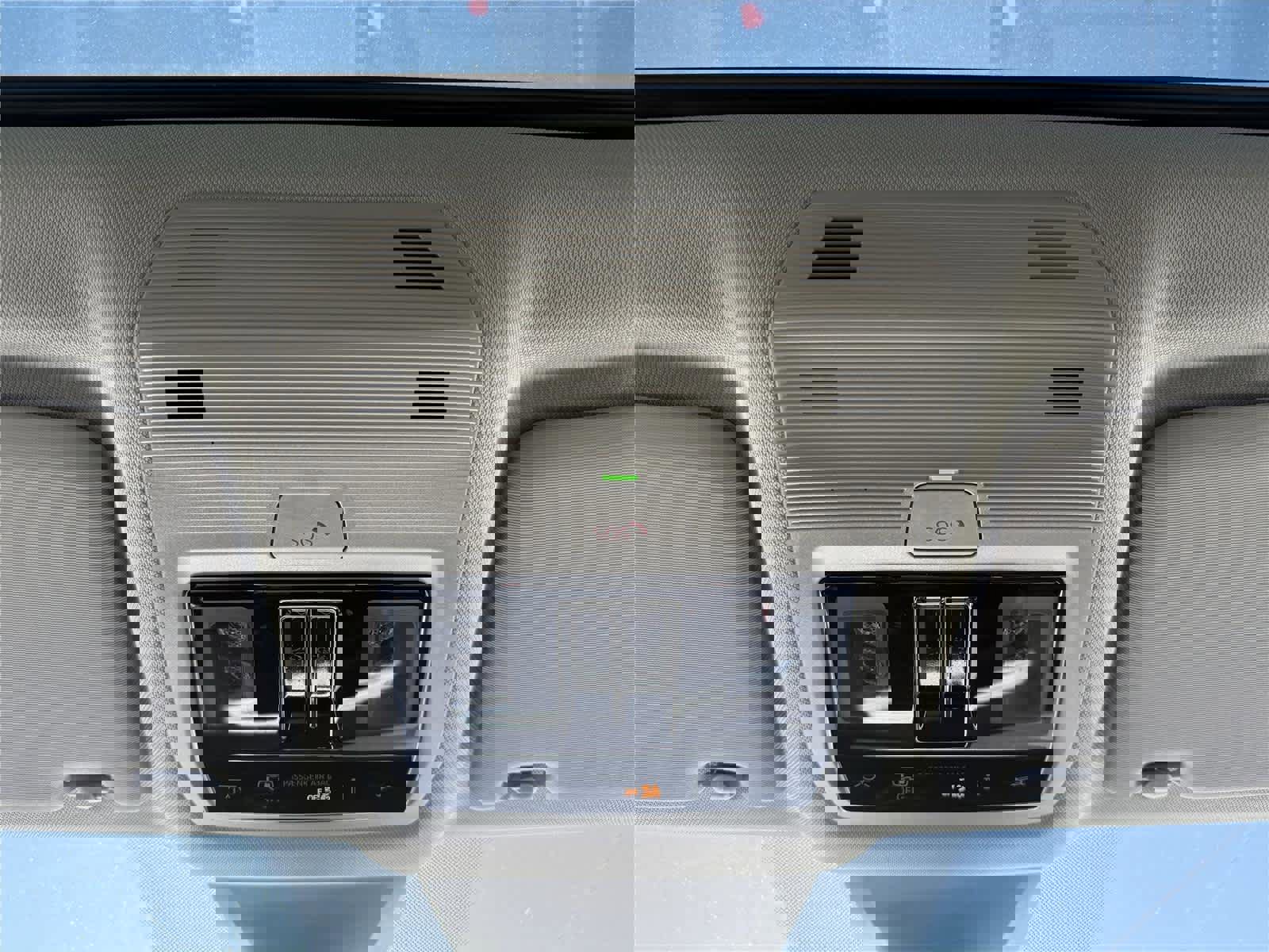 New 2026 Volkswagen Atlas SE image 13