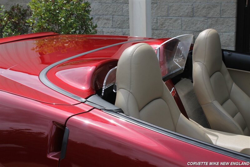 Used 2007 Chevrolet Corvette Convertible w/ Preferred Equipment Group RWD image 28