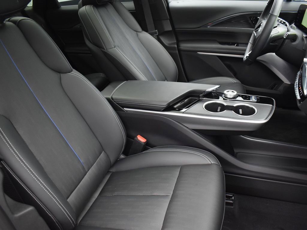 Certified 2024 Cadillac Lyriq Luxury w/ LPO, Floor Liner Package image 33