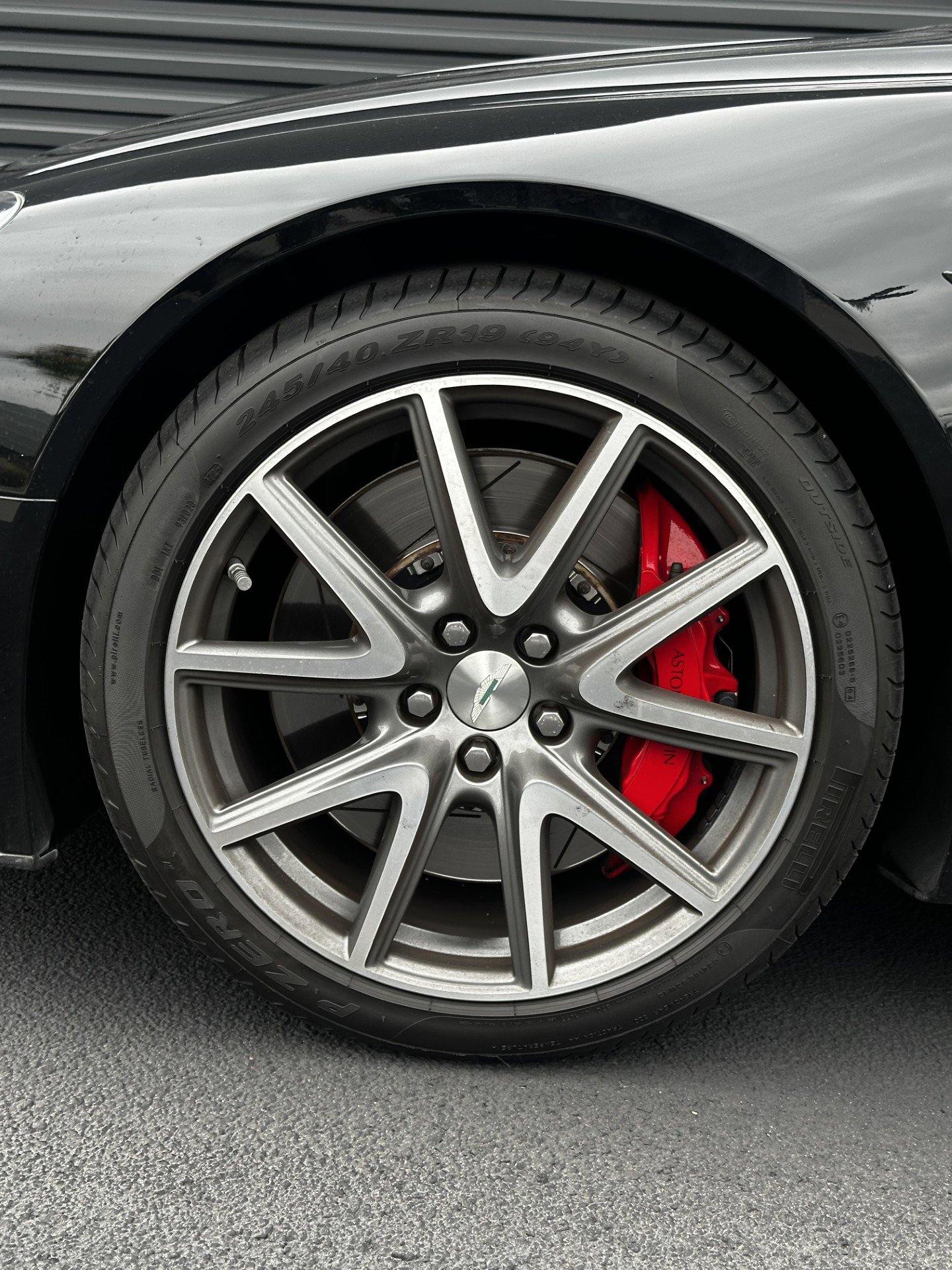 Used 2012 Aston Martin V8 Vantage S RWD image 5
