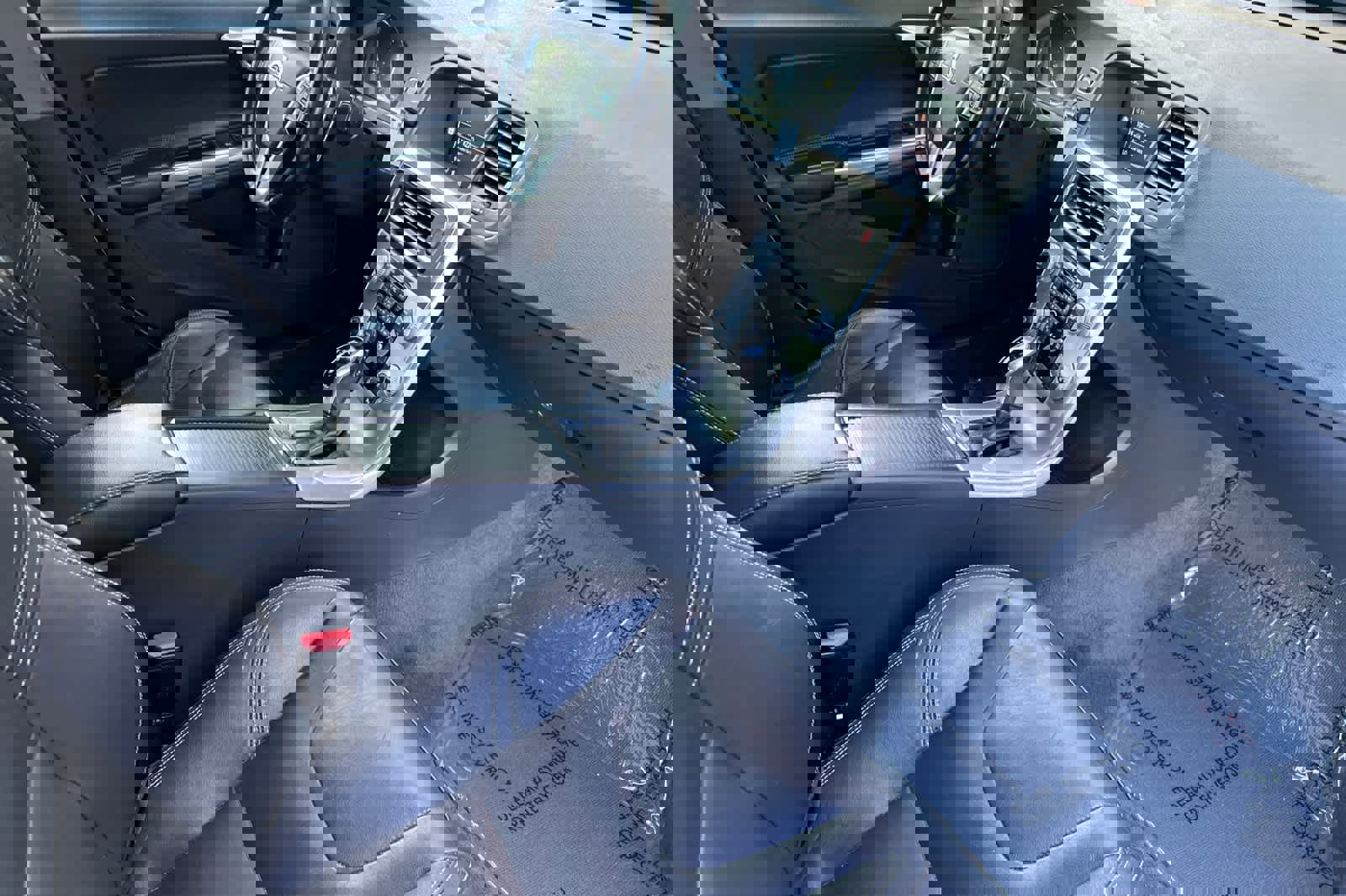 Used 2017 Volvo S60 T5 Dynamic w/ Vision Package image 16