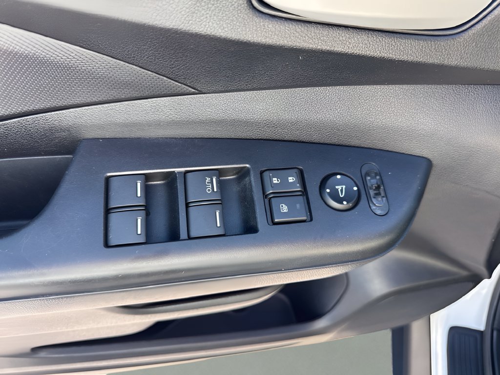 Used 2016 Honda CR-V LX image 22