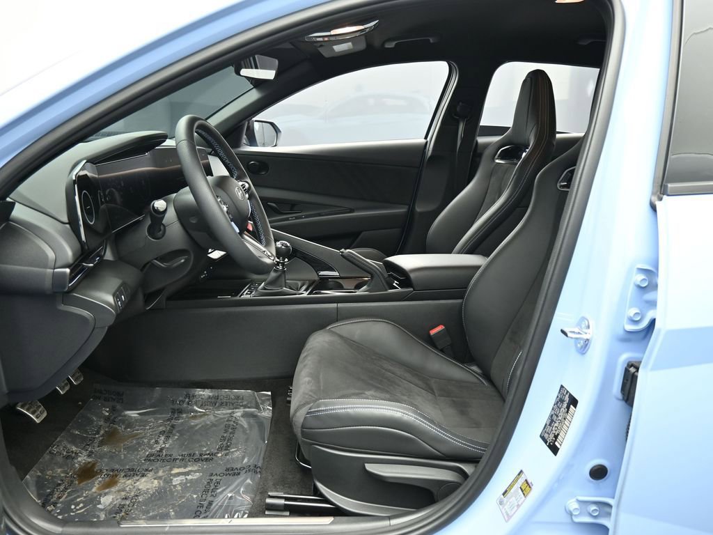 Used 2025 Hyundai Elantra N w/ Cargo Package FWD image 11