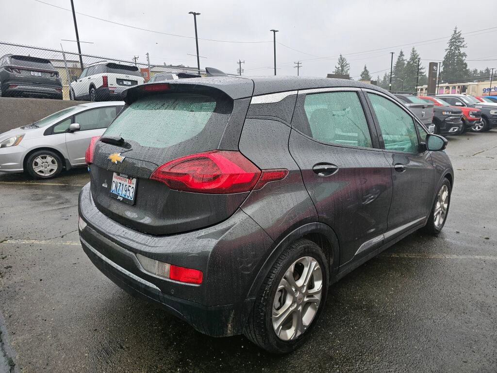 Used 2017 Chevrolet Bolt LT image 7