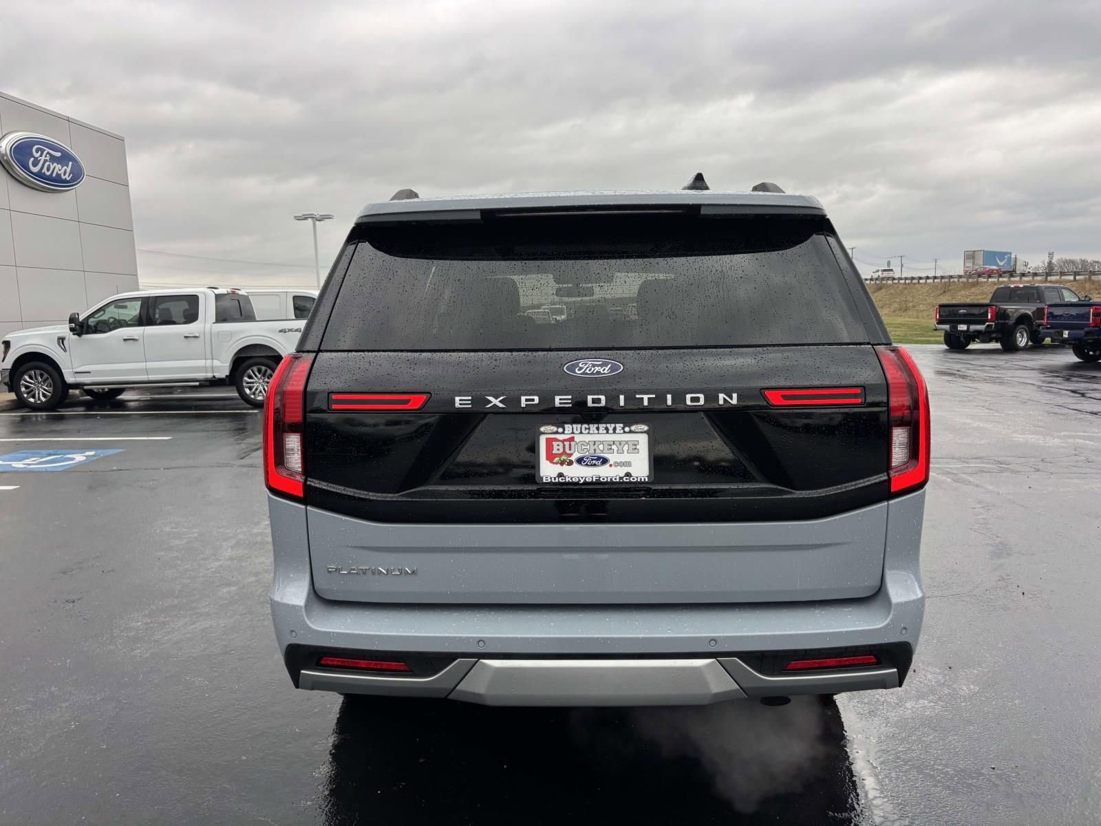 Used 2025 Ford Expedition Platinum w/ Platinum Ultimate Package image 8