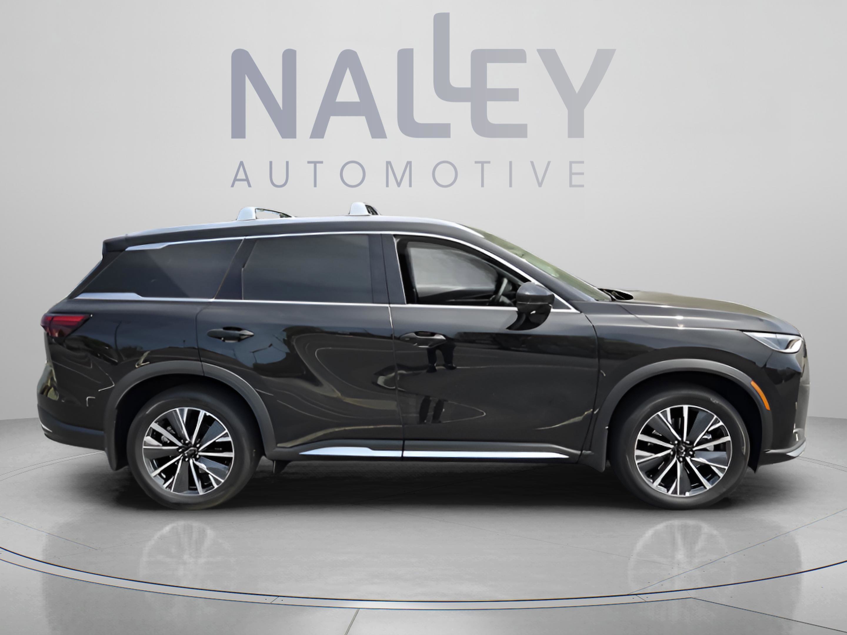 Certified 2026 INFINITI QX60 Luxe w/ Cargo Package FWD image 6