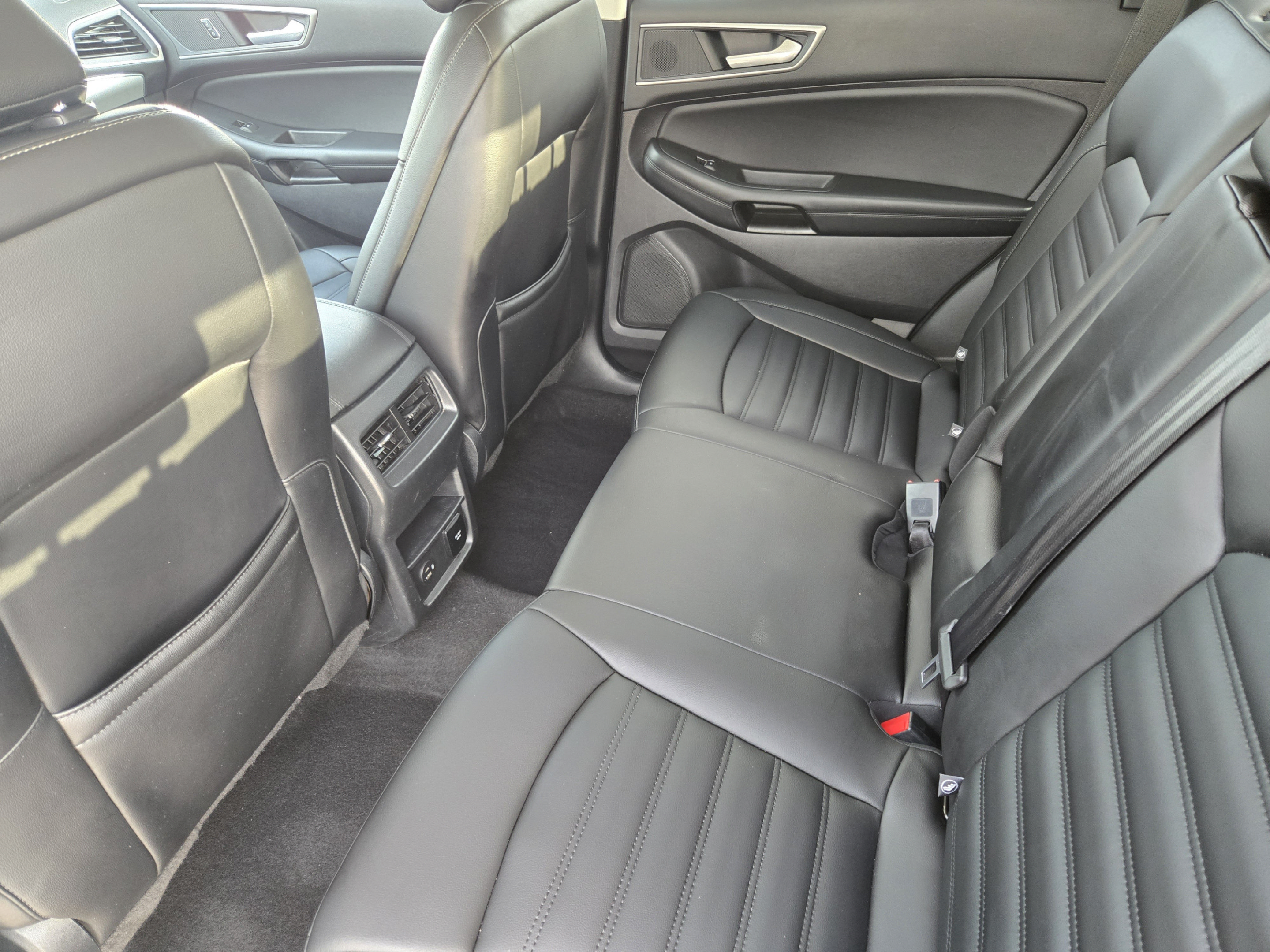 Used 2022 Ford Edge SEL w/ Convenience Package AWD/4WD image 28