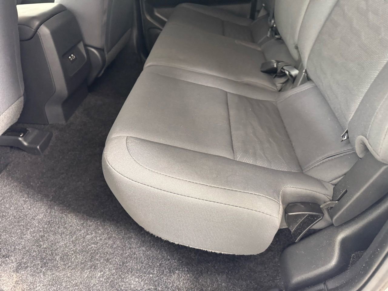 Used 2023 Nissan Frontier S w/ Tow Package image 24