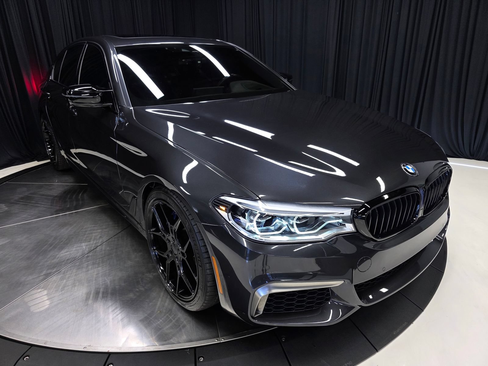 Used 2020 BMW M550i xDrive w/ Executive Package AWD/4WD image 62