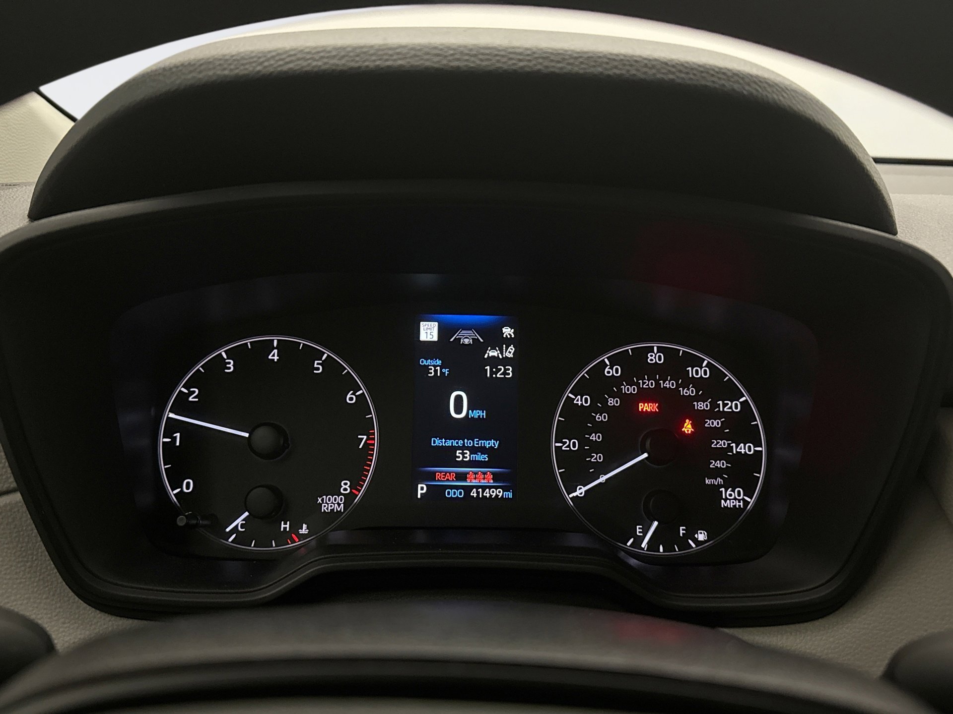 Used 2023 Toyota Corolla Cross L image 9