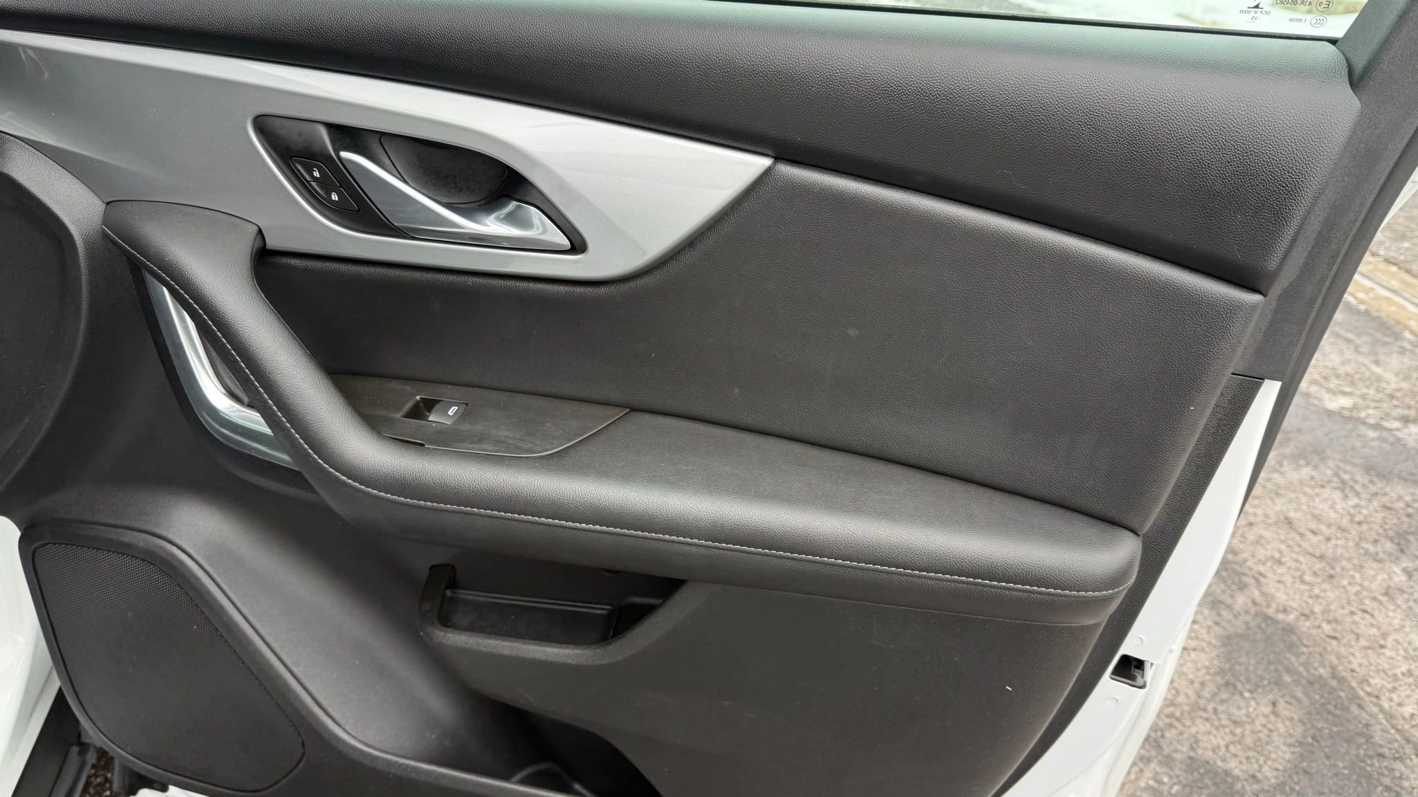 Used 2020 Chevrolet Blazer LT image 13