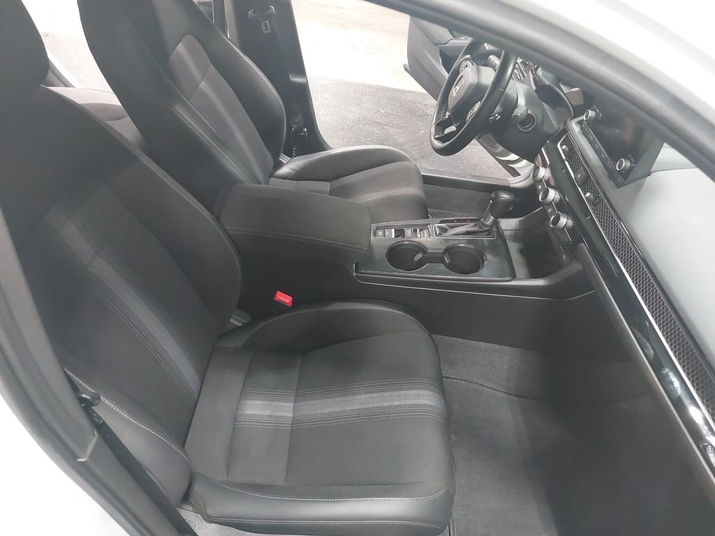 Used 2022 Honda Civic Sport image 10