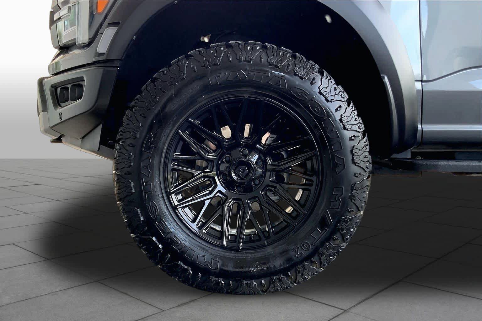 Used 2026 Ford F150 Raptor AWD/4WD image 11