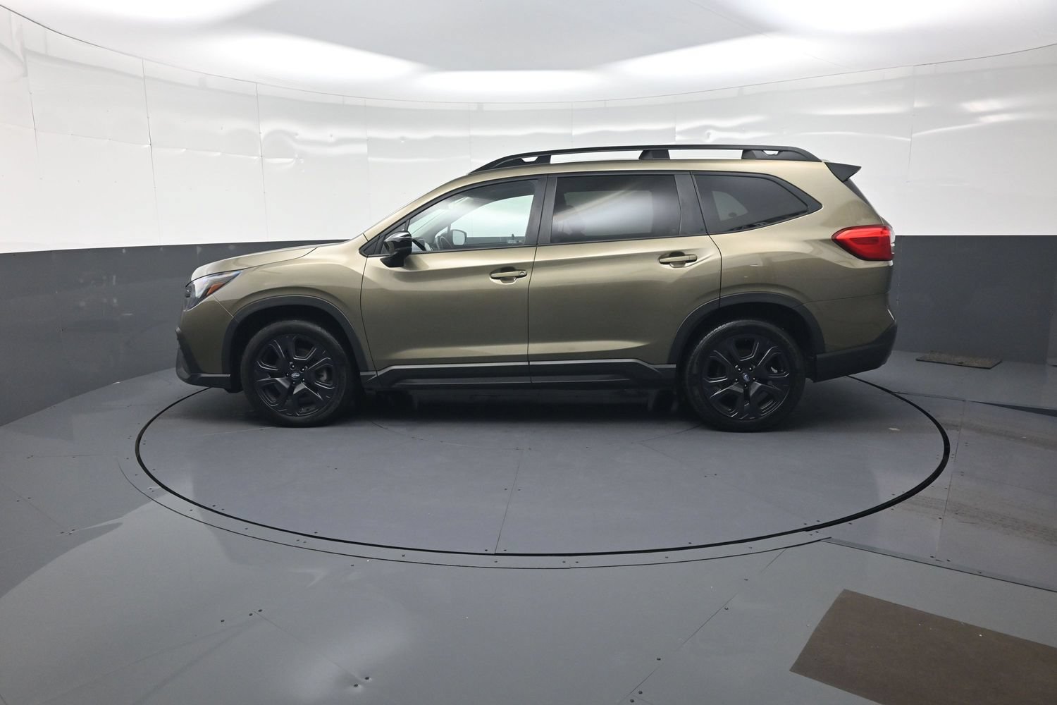 Used 2024 Subaru Ascent Onyx Edition AWD/4WD image 6