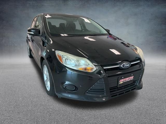 Used 2014 Ford Focus SE FWD image 4
