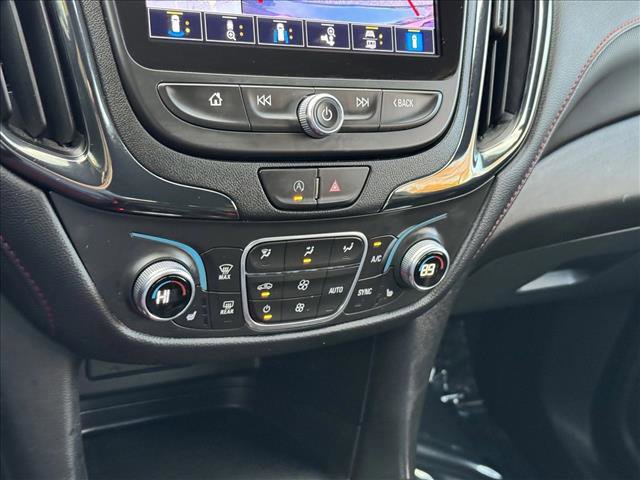 Used 2022 Chevrolet Equinox RS w/ RS Leather Package image 15