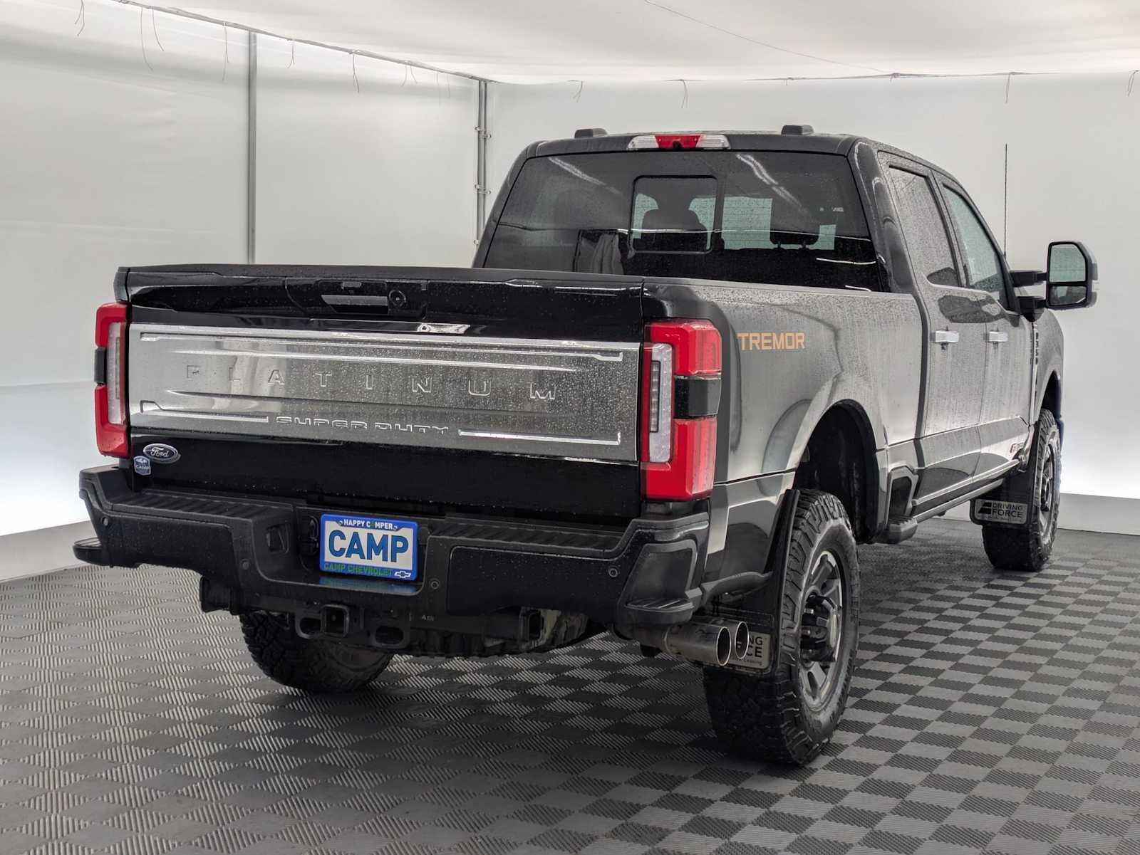 Used 2023 Ford F350 Platinum w/ Tremor Off-Road Package AWD/4WD image 6