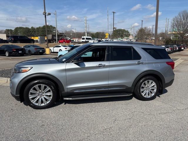 Used 2022 Ford Explorer Limited w/ Equipment Group 301A image 5