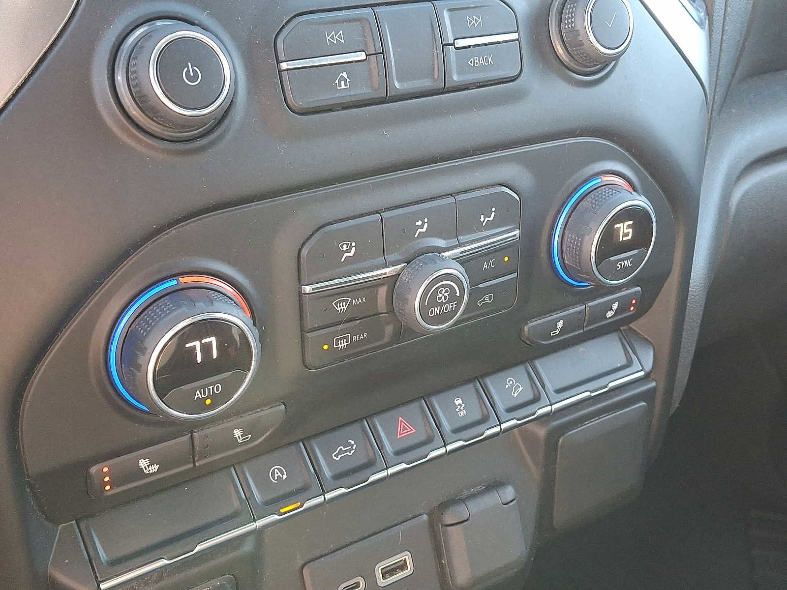 Used 2020 Chevrolet Silverado 1500 LT Trail Boss w/ Convenience Package image 15