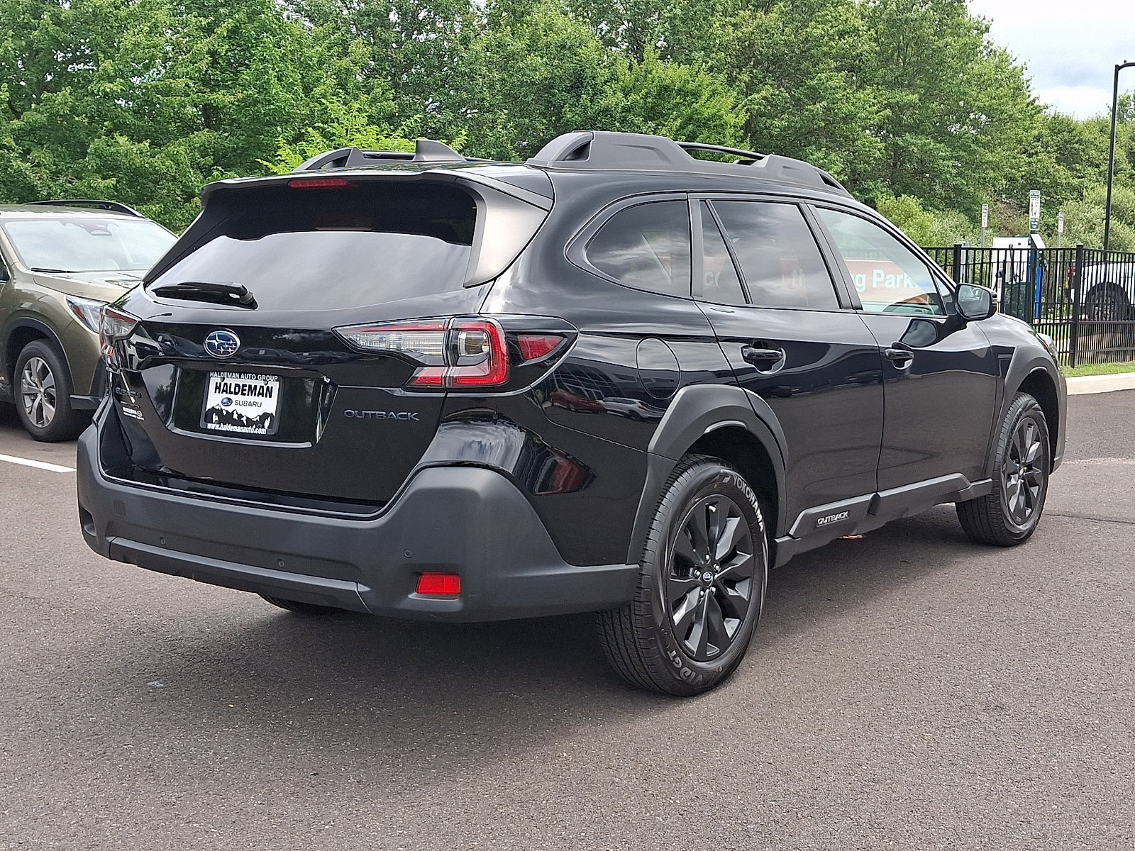 Certified 2023 Subaru Outback Onyx Edition AWD/4WD image 7