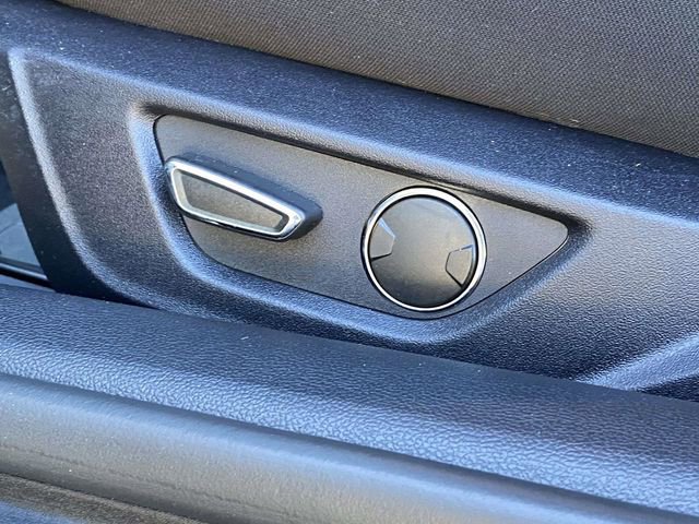 Certified 2019 Ford Mustang Coupe w/ Equipment Group 101A image 17