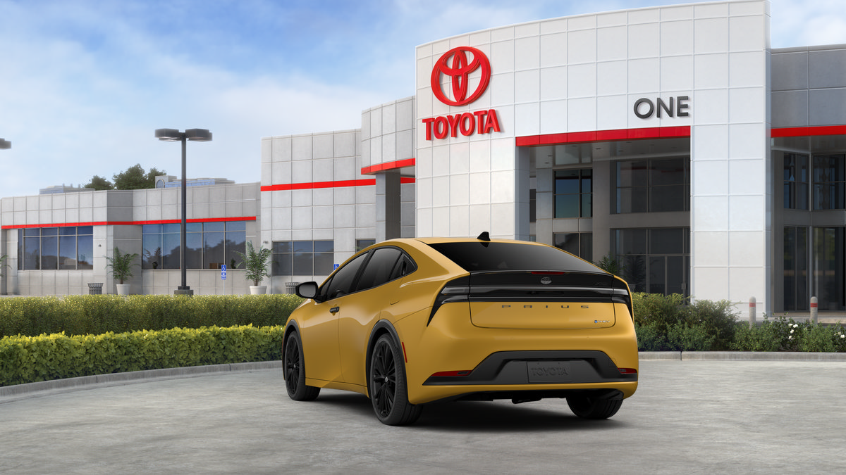 New 2027 Toyota Prius Plug-In Hybrid FWD image 48