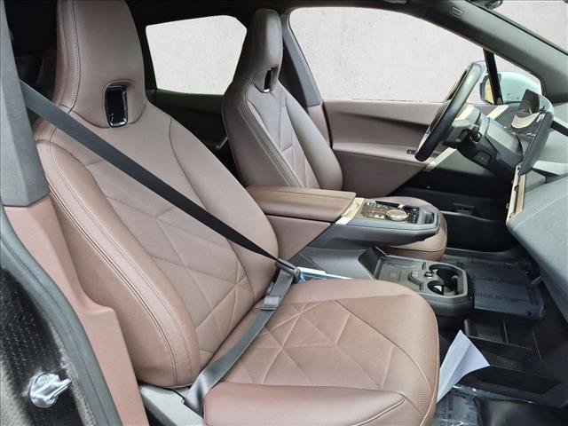 Used 2024 BMW iX xDrive50 w/ Convenience Package AWD/4WD image 23