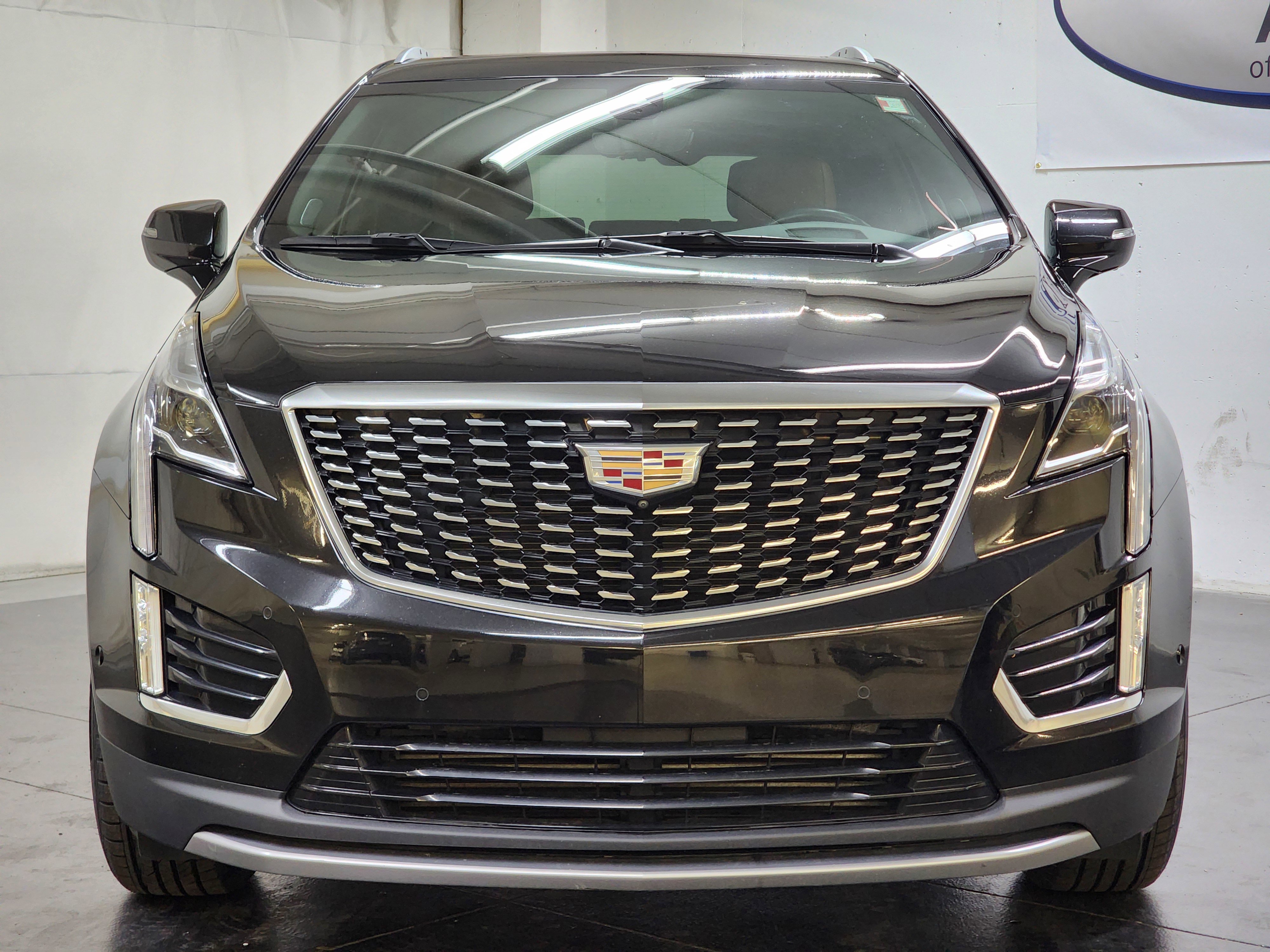 Used 2022 Cadillac XT5 Premium Luxury w/ Technology Package image 12