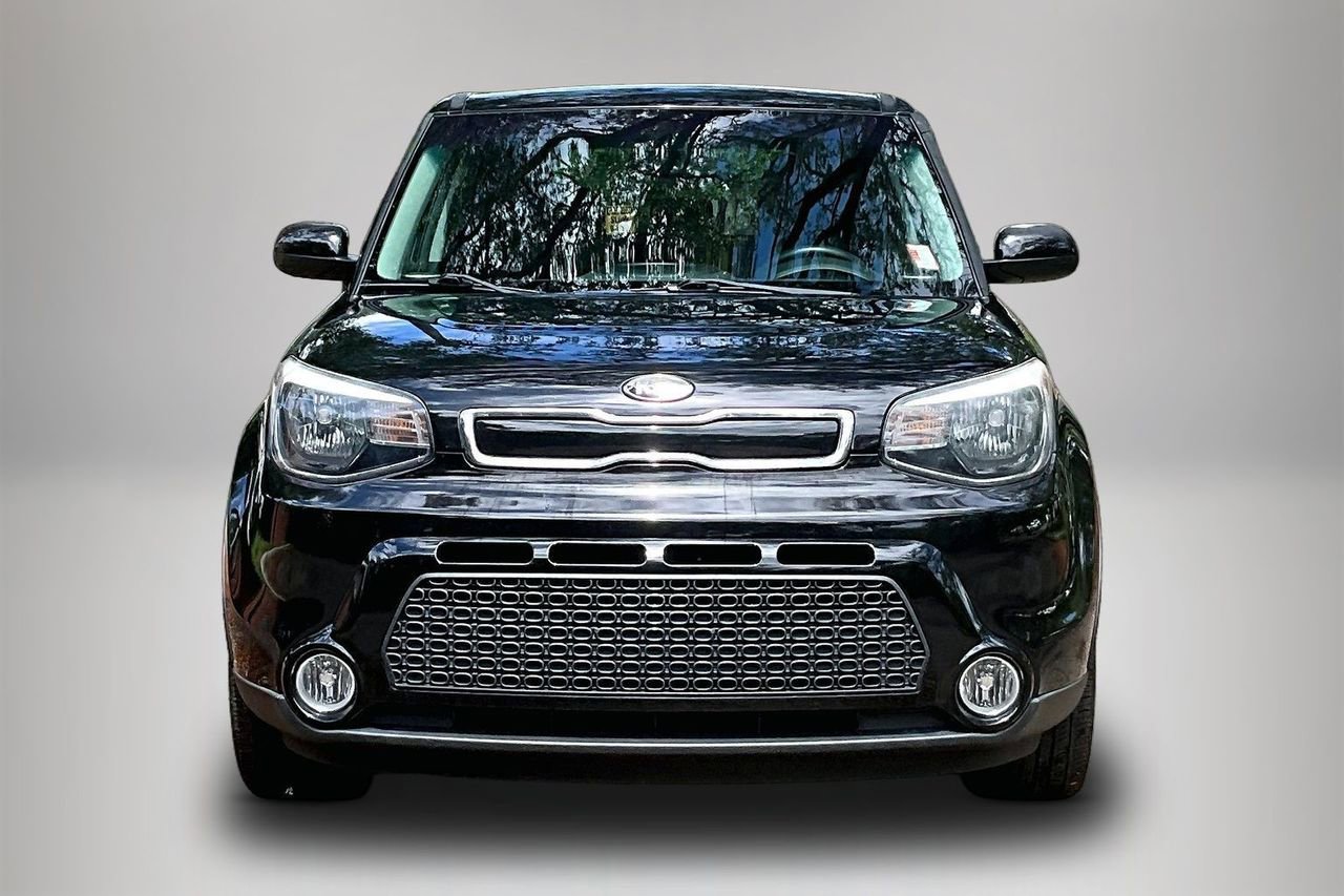 Used 2016 Kia Soul + FWD image 3