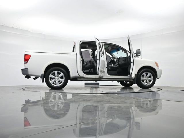 Used 2012 Nissan Titan SL w/ SL Technology Pkg image 51
